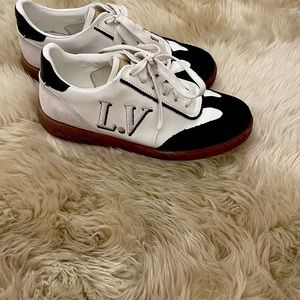 black white sneakers Louis V  LV Women Frontrow Sneaker - US Size 8